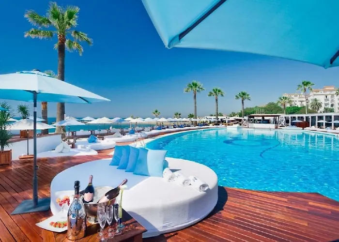- 3br Beachfront Complex, Puerto Banus *