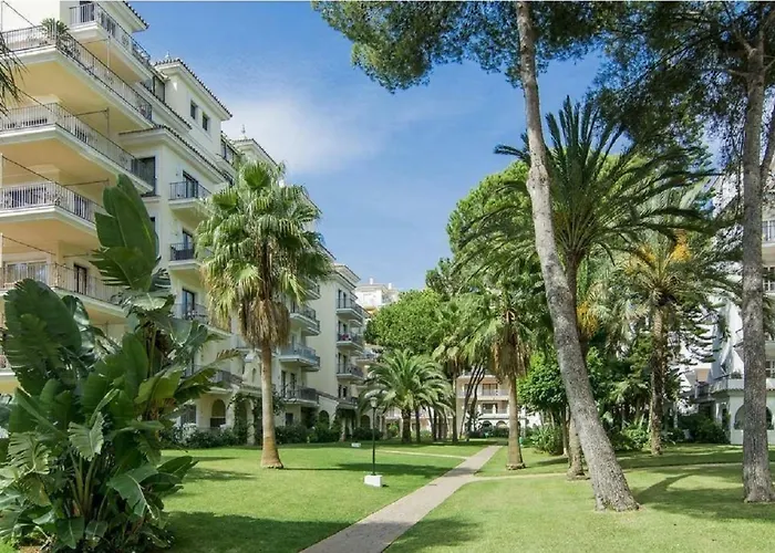 - 3br Beachfront Complex, Puerto Banus Apartamento Marbella