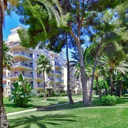 Apartament - 3br Beachfront Complex, Puerto Banus