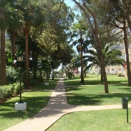 - 3br Beachfront Complex, Puerto Banus 马尔韦利亚