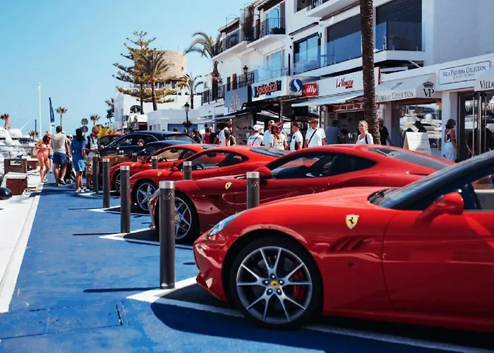 Apartament Marbella Home Rentals - 3Br Beachfront Complex, Puerto Banus Marbella