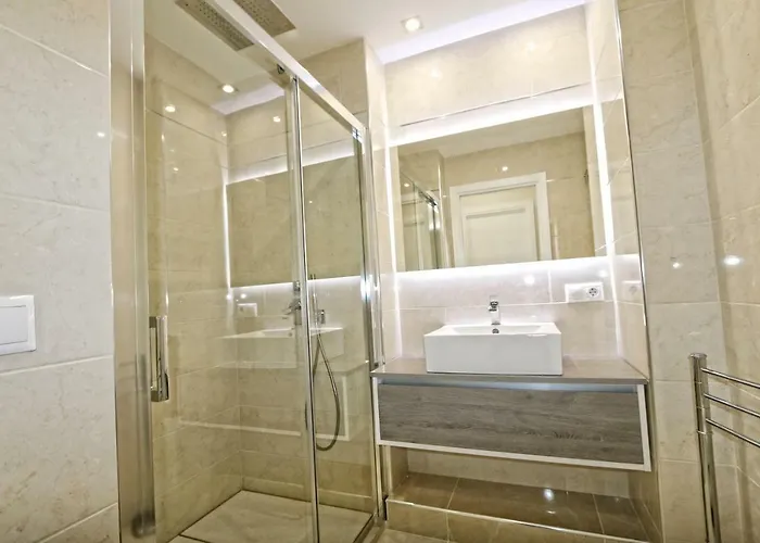 - 3br Beachfront Complex, Puerto Banus Appartement