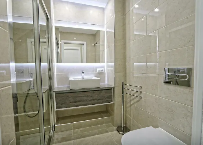 - 3br Beachfront Complex, Puerto Banus * Marbellac